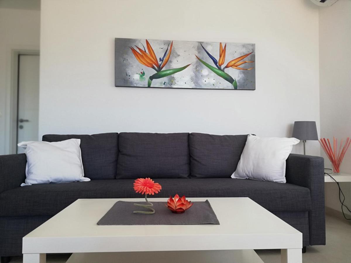 Apartments Oleander Lovrecica-Residence With Pool Extérieur photo